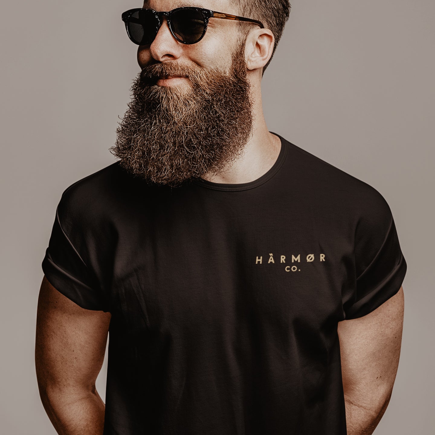 Noir Tee